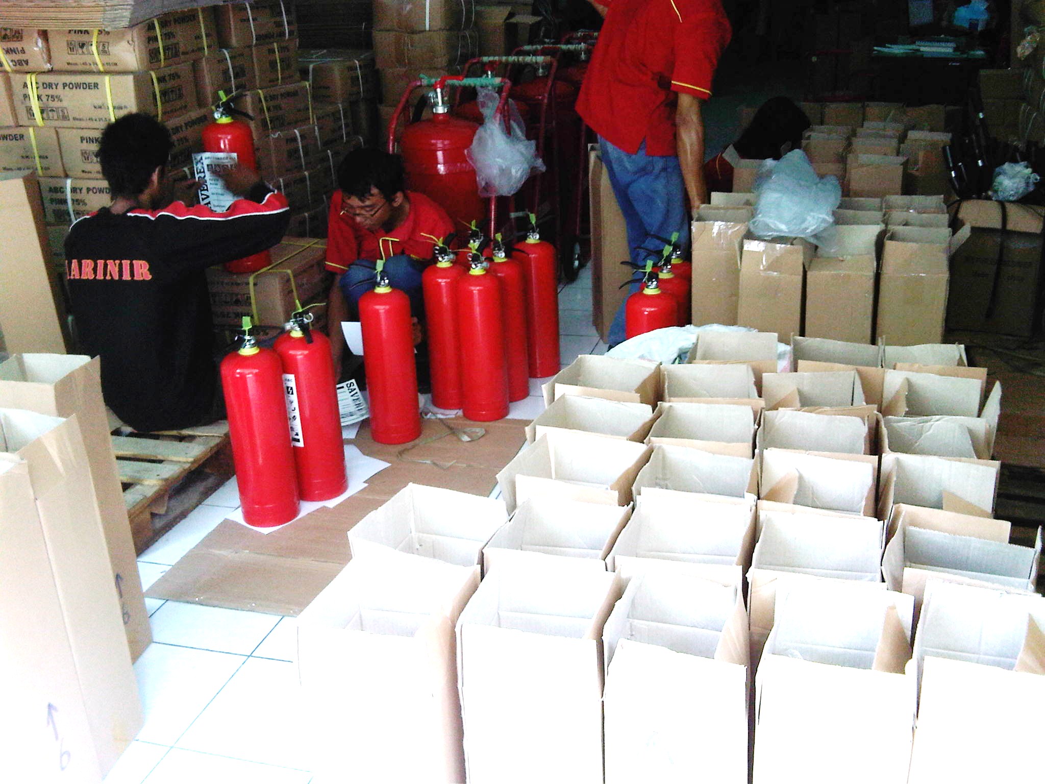 Stockiest Alat Pemadam Api Kebakaran Hydrant Ringan Apar Box Equipment